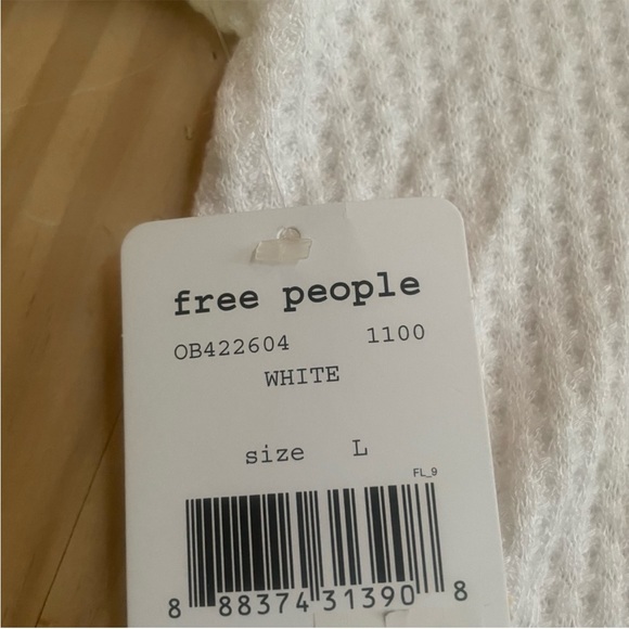 Free People NWT Drippy Thermal White Cowl Neck Tunic - Picture 8 of 10